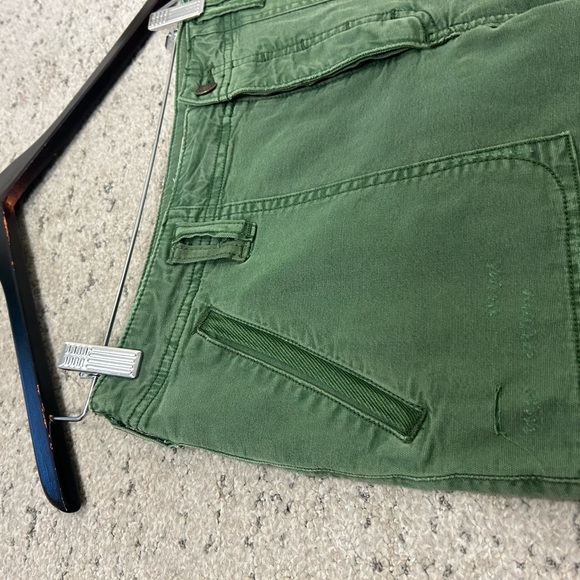 Pilcro (Anthropologie) size 31 EUC “distressed frat bootcut/wide Olive Trousers - Picture 7 of 13